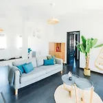 Amazing Seaview With Terrace - 5min From The Beach Апартаменты Кашкайш