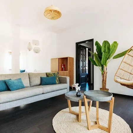 Amazing Seaview With Terrace - 5min From The Beach Apartment